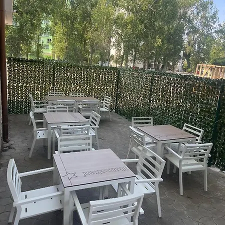 New 3* Mamaia